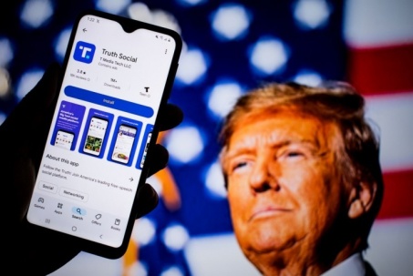 Tài sản tăng thêm 400 triệu USD, ông Trump hiện giàu cỡ nào?