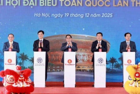 Thủ tướng bấm nút khởi công, khánh thành 234 công trình mừng Đại hội Đảng 14