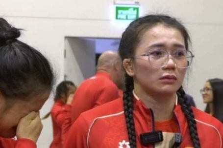 3 chị em ruột quê ở Huế cùng giành HCV SEA Games 33 rơi nước mắt nhắn gửi bố "gây sốt" mạng xã hội