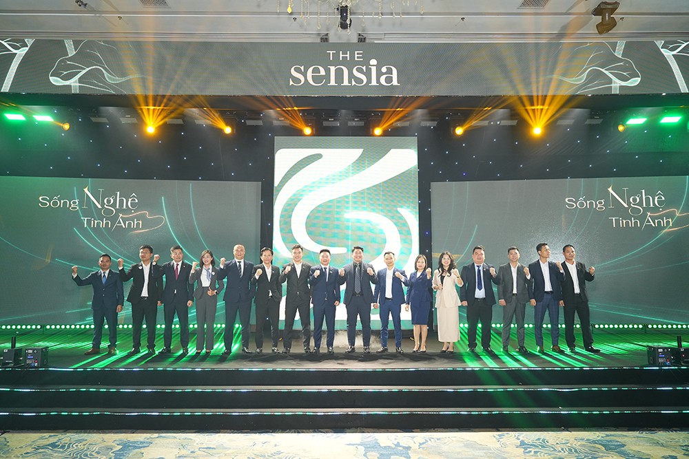 Đại diện của gần 1.000 “Nghệ” nhân tinh anh dự án kích hoạt khoảnh khắc khai mở Hành trình chế tác The Sensia