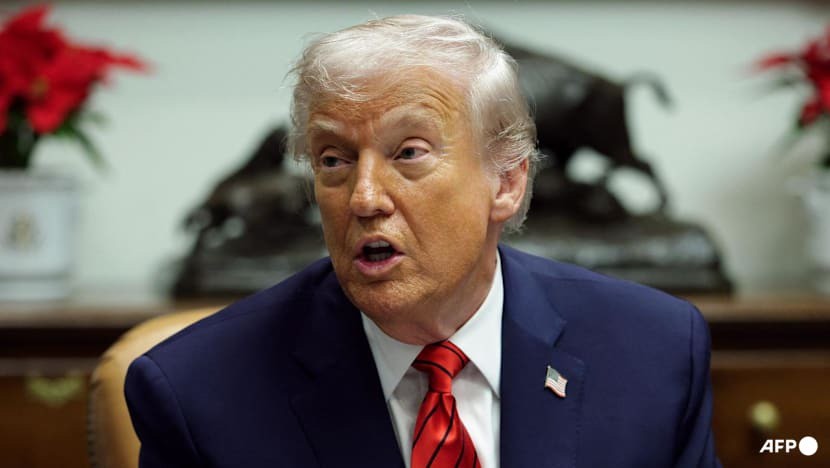 Tuyên bố bất ngờ của ông Trump về khả năng tấn công Venezuela - 1