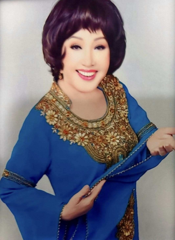 Trong giới cải lương lẫn kịch hài, ai cũng biết Hồng Nga là bậc thầy của những vai đào độc, mụ ác. Ảnh: Song Minh