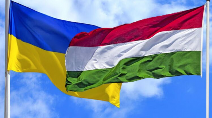 Ngoại trưởng Ukraine tranh cãi nảy lửa với lãnh đạo một quốc gia NATO - 1