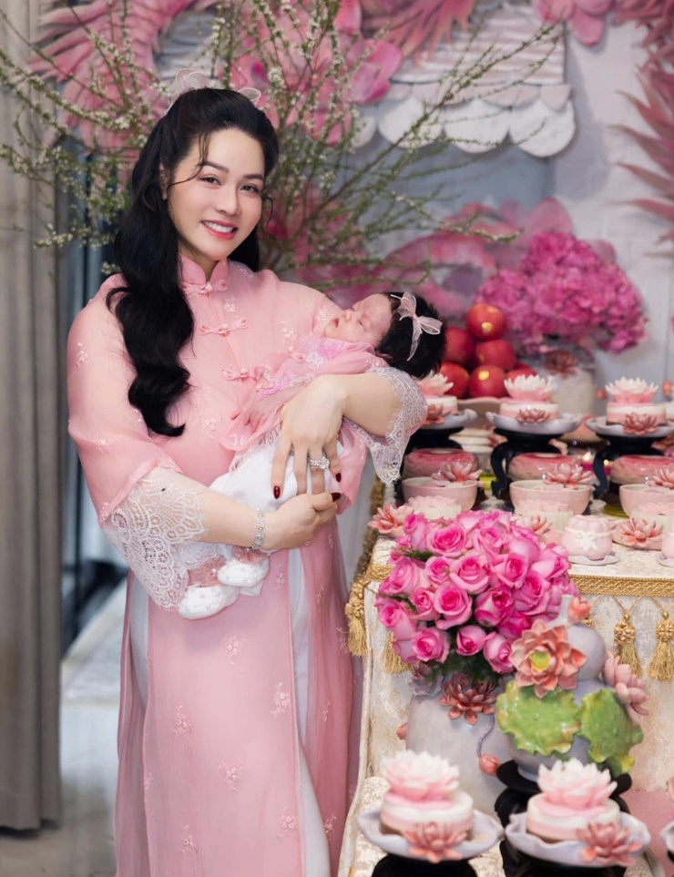 20 sao Việt sinh con năm 2025 - 4