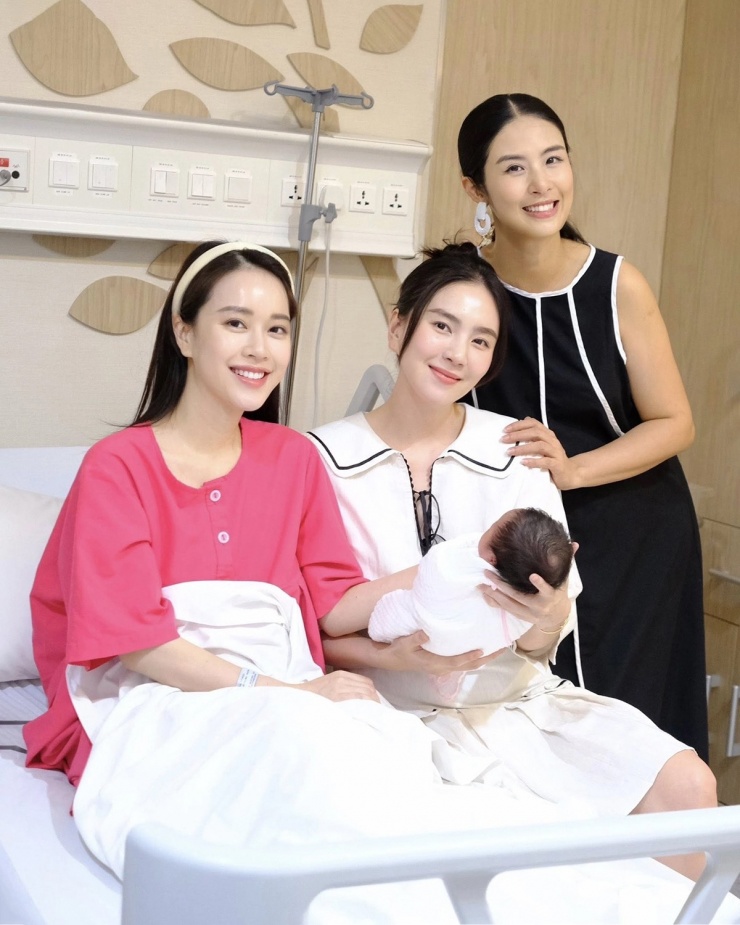 20 sao Việt sinh con năm 2025 - 13