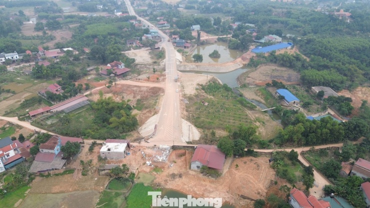 Tuyến đường kết nối Quốc lộ 37 với Tỉnh lộ 269B với tổng mức đầu tư 220 tỷ đồng do Ban Quản lý Dự án Đầu tư xây dựng công trình giao thông và nông nghiệp tỉnh Thái Nguyên làm chủ đầu tư được kỳ vọng tạo động lực phát triển khu vực phía Nam của tỉnh. Tuyến đường hoàn thành từ tháng 7/2025.