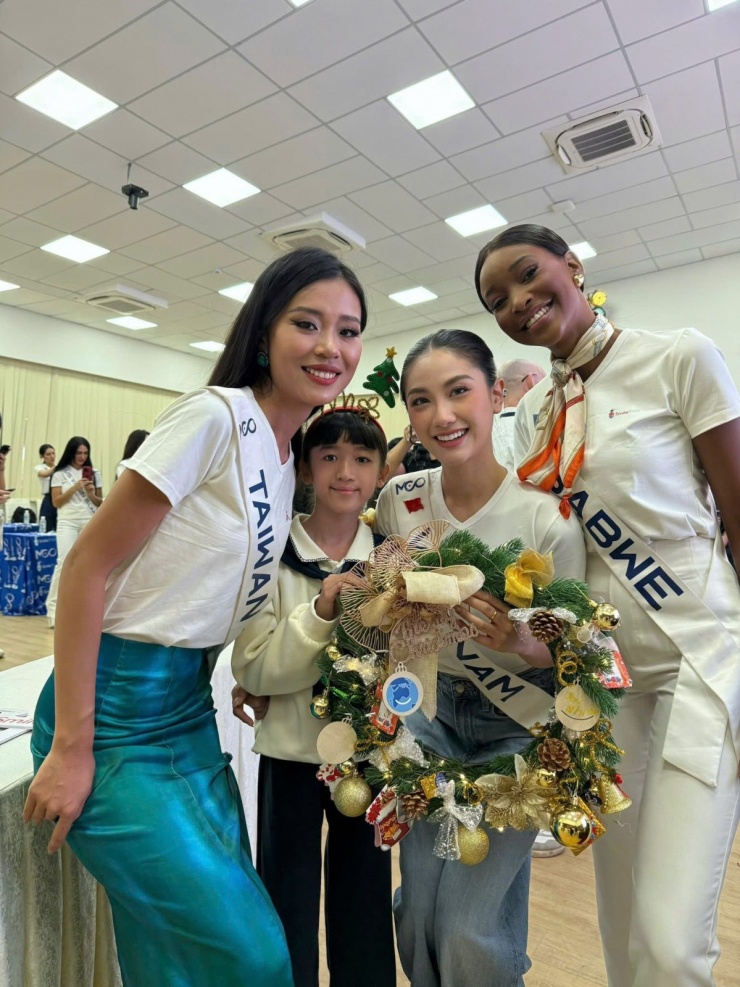 Hành trình đến top 10 Miss Cosmo 2025 của Phương Linh - 7