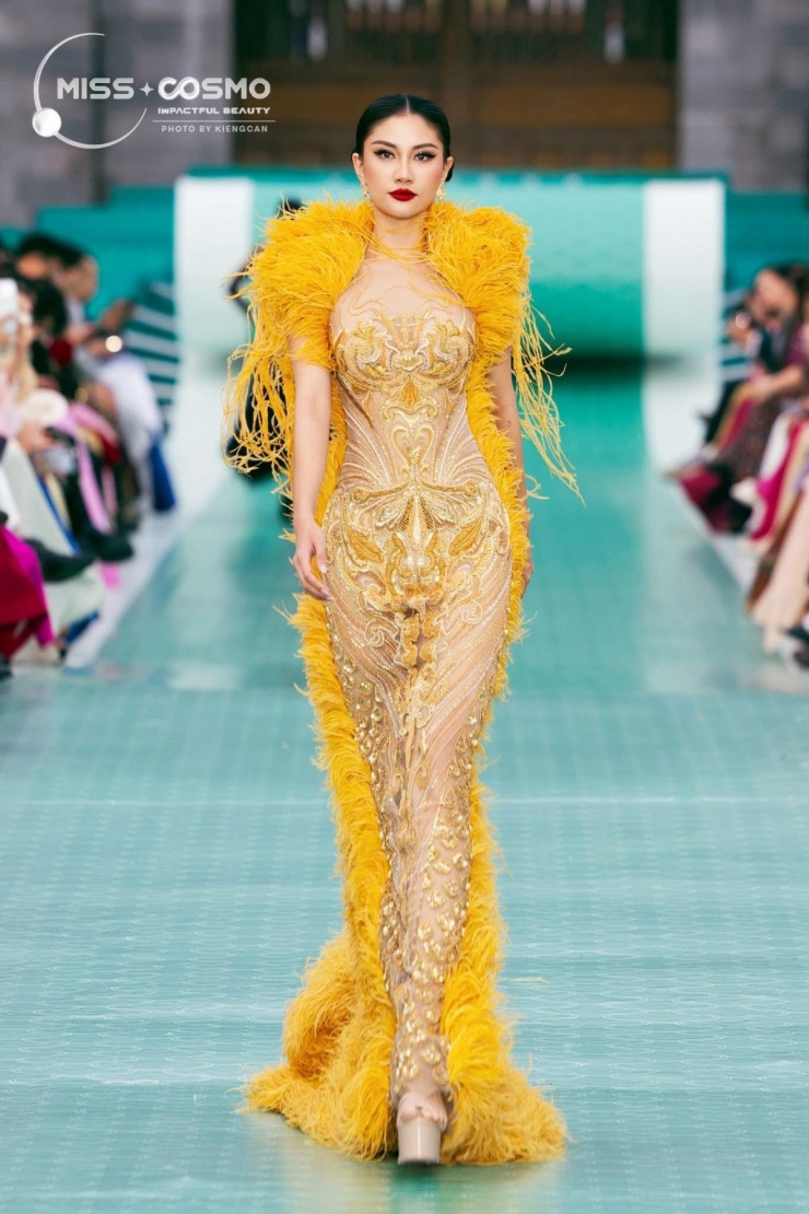 Hành trình đến top 10 Miss Cosmo 2025 của Phương Linh - 9