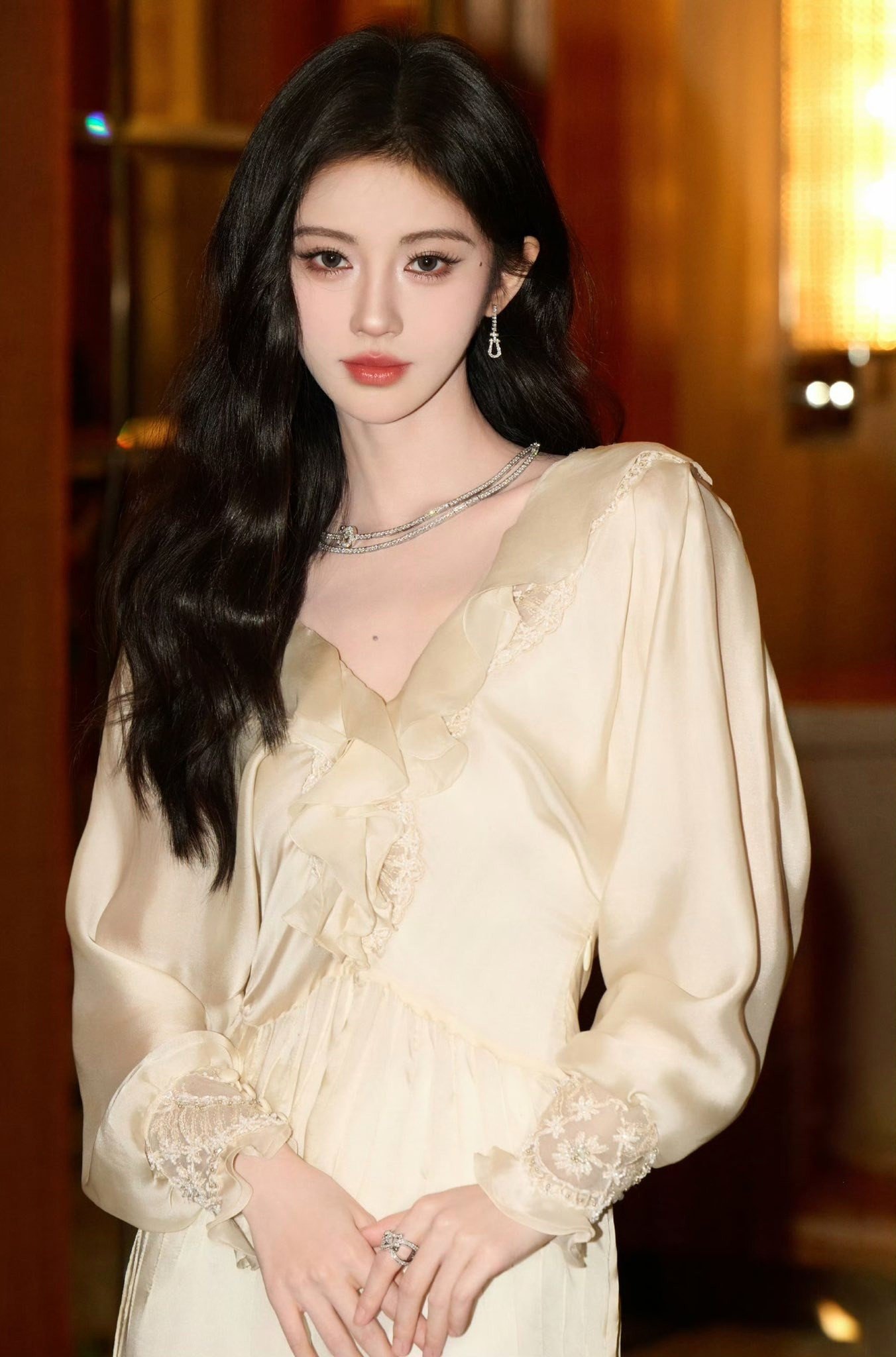 Hai bên liên tục đối đầu gay gắt.