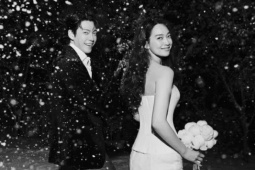 Shin Min Ah, Kim Woo Bin hé lộ ảnh cưới trước giờ hôn lễ