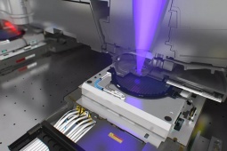 Nỗi ám ảnh của người Mỹ thành hiện thực khi Trung Quốc tạo ra máy EUV