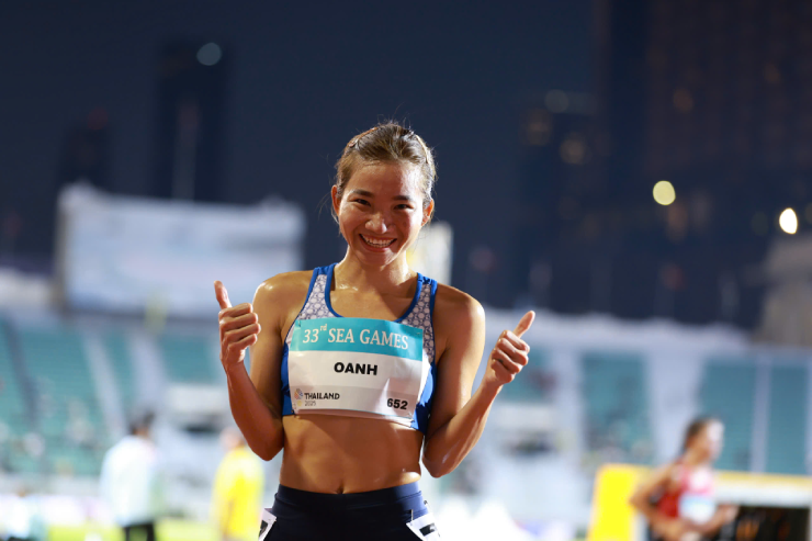 Với 3 HCV cá nhân, Nguyễn Thị Oanh xứng đáng là VĐV điền kinh xuất sắc nhất của đoàn Việt Nam&nbsp;