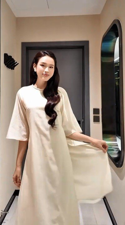 Chưa sang năm mới nhưng Hoa hậu Đỗ Thị Hà đã chuẩn bị áo dài đón Tết rồi đây - 2