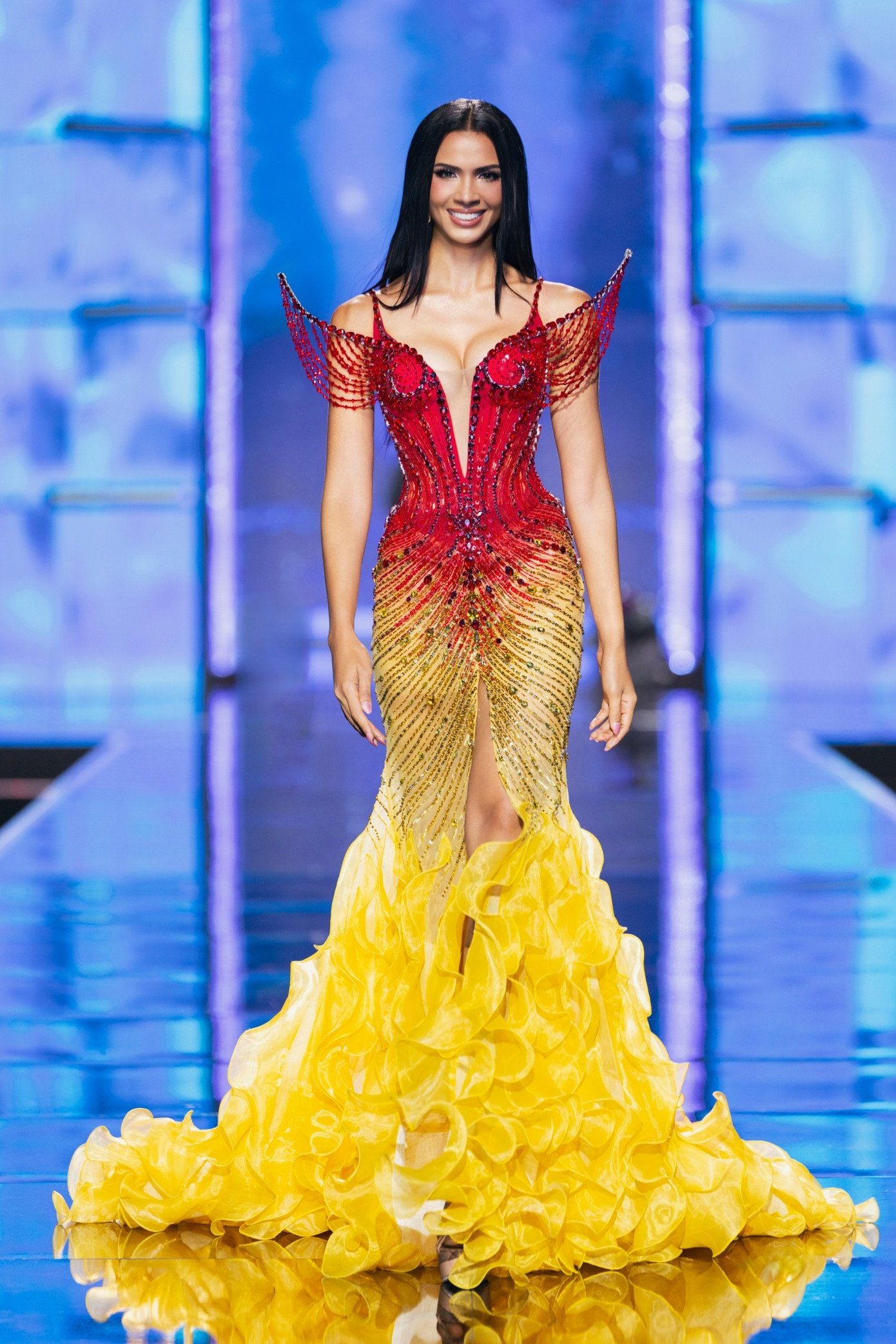 Miss Cosmo Colombia 2025 Dayana Cárdenas được xếp ở vị trí thứ 5.