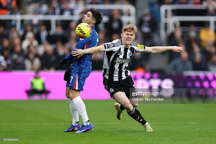 Trực tiếp bóng đá Newcastle - Chelsea: Reece James thoát thẻ đỏ phút 90+5 (Hết giờ) - 3