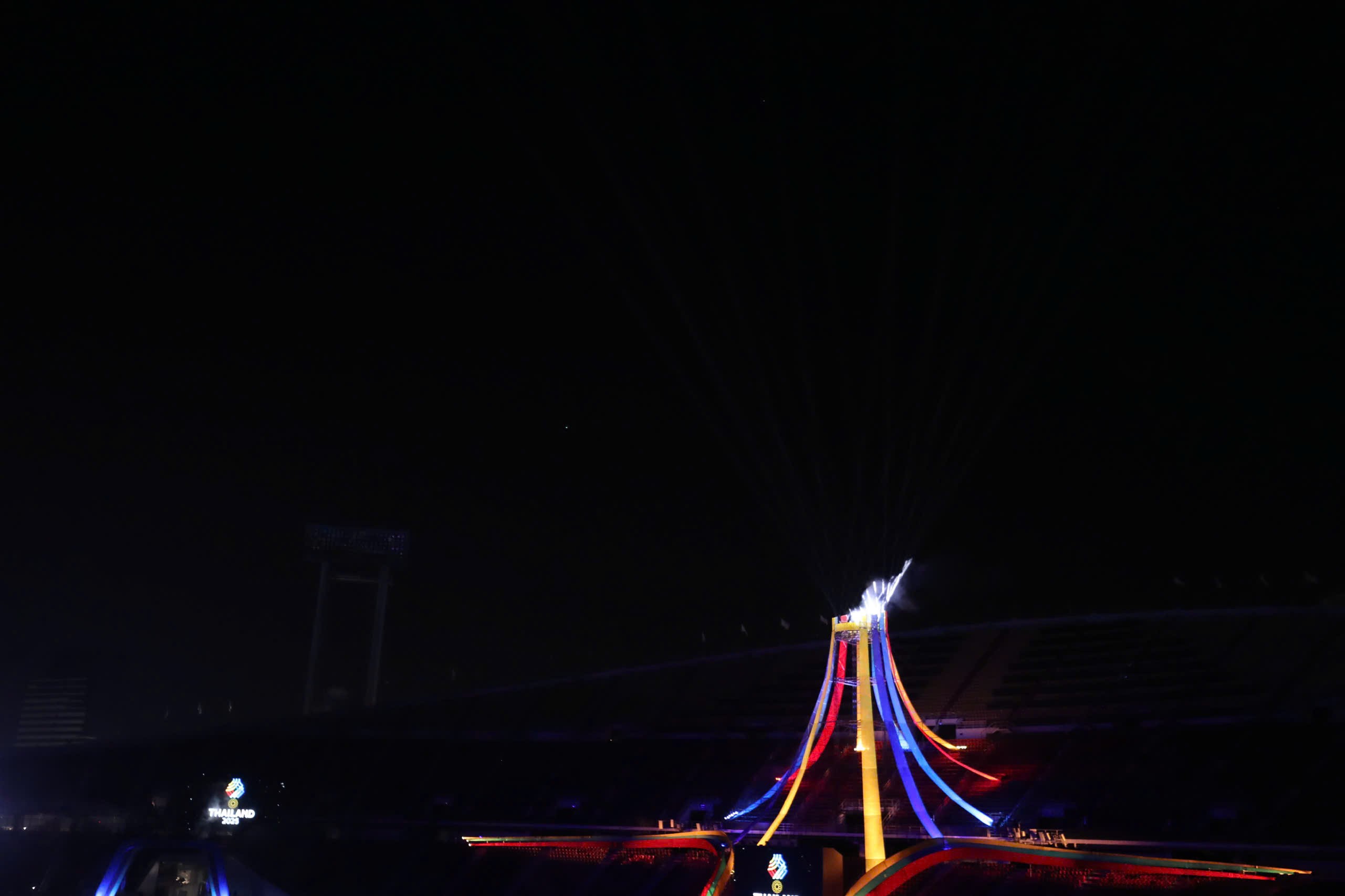 Bế mạc SEA Games 33: Malaysia nhận cờ, chào đón Đông Nam Á tới SEA Games 34 - 11