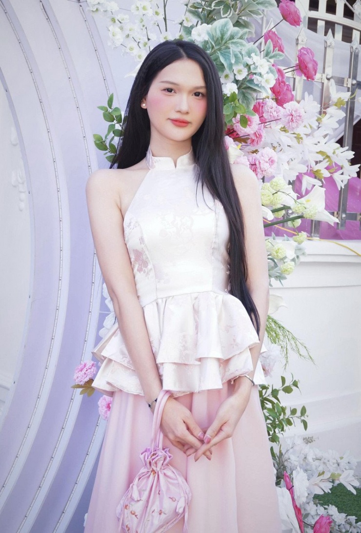 Hoàng Như nỗ lực để có được sự ủng hộ hoàn toàn của gia đình&nbsp;