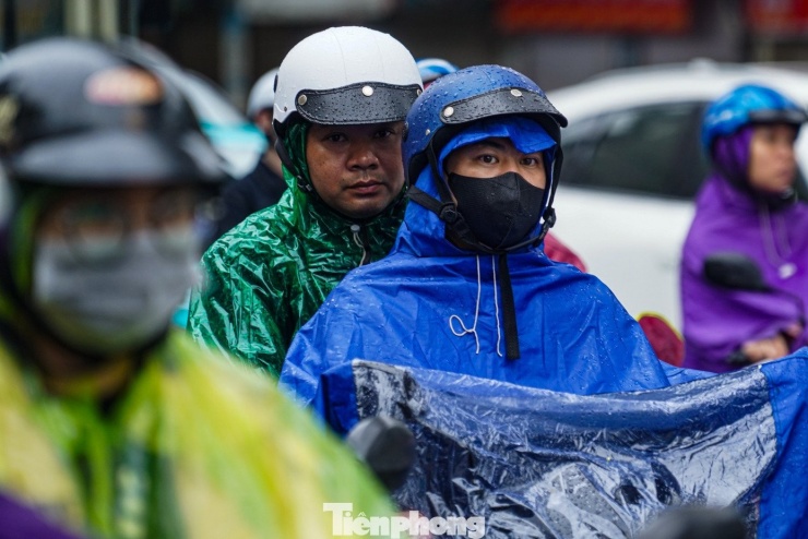 Miền Bắc sắp chuyển mưa nhỏ rải rác - 1