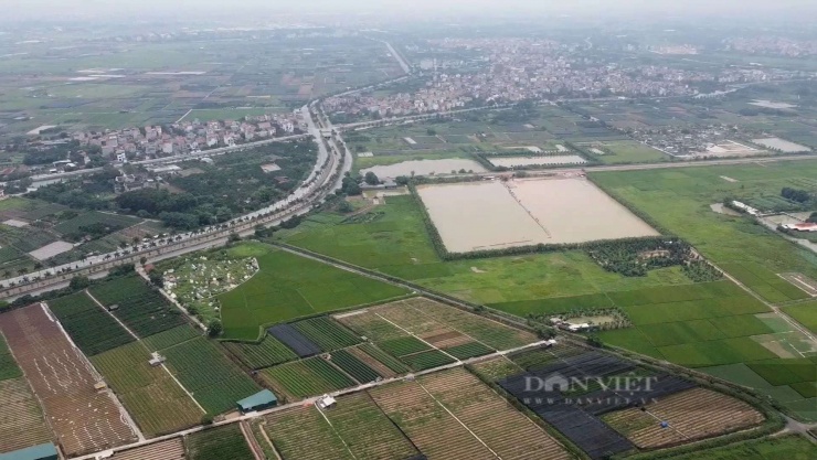 Sau giai đoạn sốt nóng năm 2024, hoạt động đấu giá đất tại Hà Nội có dấu hiệu chững lại nhưng vẫn giữ mặt bằng giá cao.