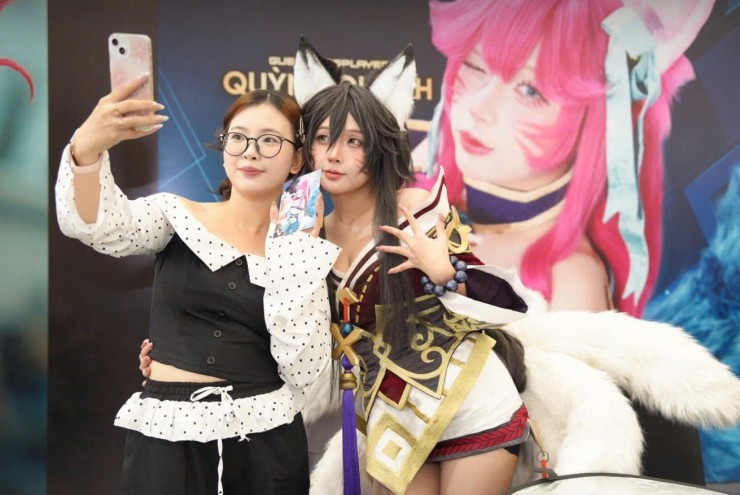 Trai xinh gái đẹp khuấy đảo sự kiện VPBank presents eSport Festival: Legends Unite