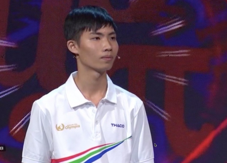 Nam sinh Nguyễn Đức Anh đã có trận đấu đáng nhớ trên hành trình chinh phục vòng nguyệt quế Olympia.