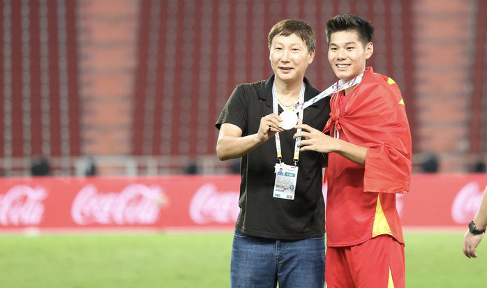 HLV Kim Sang-sik. (Ảnh: NGỌC LINH)