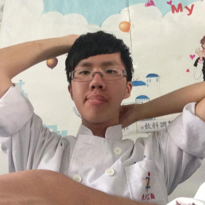 Thời học sinh của nghi phạm Chang Wen. Ảnh: FB