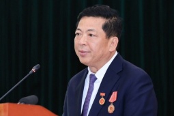 Bộ trưởng Xây dựng nói thẳng việc giao thông quá tải, đô thị ngập lụt