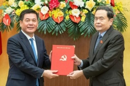 Bộ trưởng Công Thương Nguyễn Hồng Diên giữ chức Phó Bí thư chuyên trách Đảng ủy Quốc hội