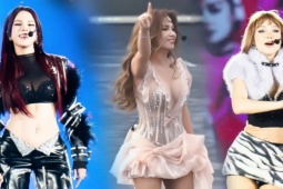 Dàn 'chị đẹp' sexy hết cỡ trong concert 60.000 khán giả