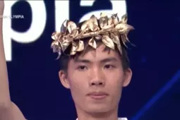 Nam sinh Hải Phòng ghi điểm câu chốt, ngược dòng giành vòng nguyệt quế Olympia