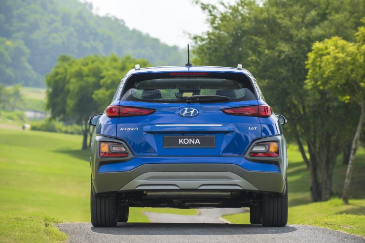Hyundai Kona có những ưu trội gì khi so kè với các đối thủ? - 9