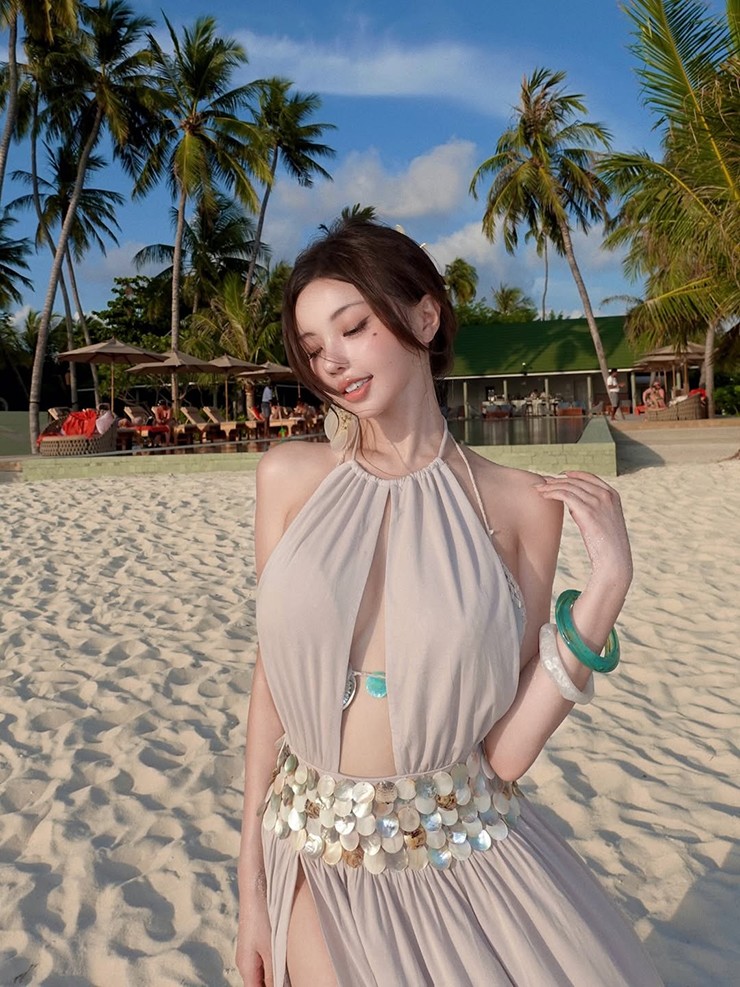 Lovelynnboo là một influencer nổi tiếng đến từ Đài Loan. Cô được biết đến rộng rãi qua nền tảng Instagram và TikTok.
