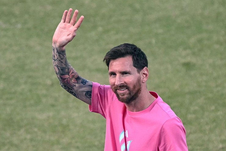 Danh tính bất ngờ của người tặng Messi chiếc đồng hồ 1,2 triệu USD