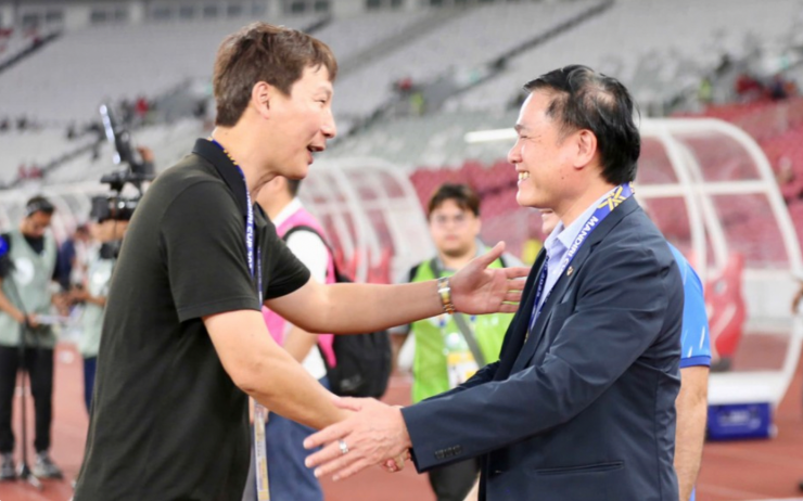 VFF chuẩn bị bước vào cuộc đua mới với bản hợp đồng sắp hết hạn của HLV Kim Sang-sik