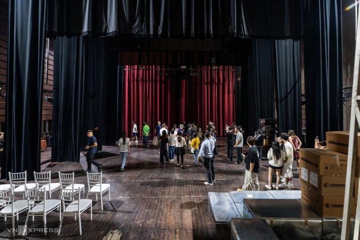 Bên trong Nhà hát Lớn Hà Nội trước khi đóng cửa hai năm - 11