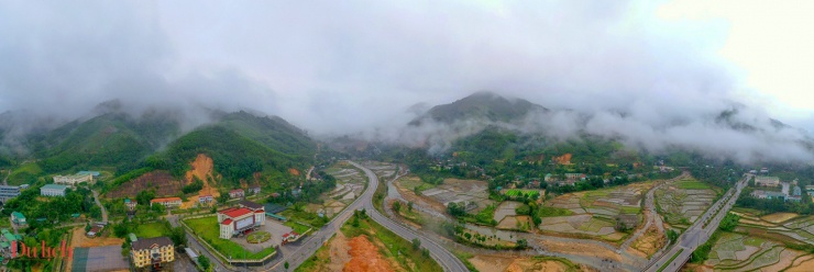 Độc đáo di sản ruộng bậc thang vào mùa nước đổ ở Sơn Tây Thượng - 1