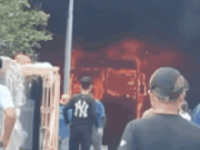 CLIP: Cháy garage ở Gia Lai, nhiều ô tô bị thiêu rụi