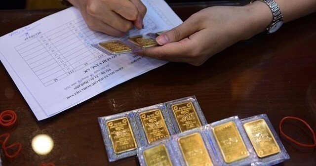 Lý do người mua vàng lỗ nặng - 1