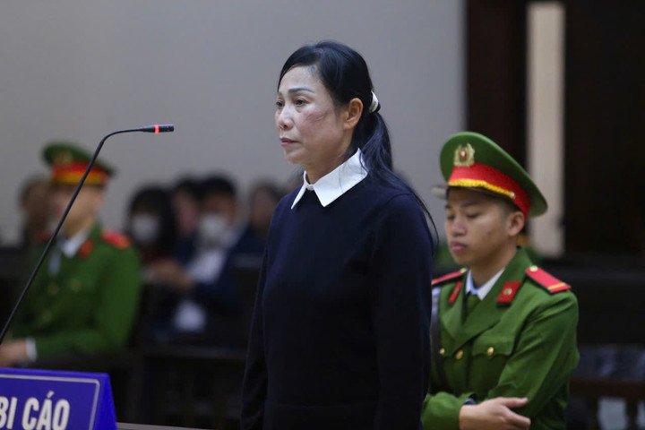 Cựu Bí thư Vĩnh Phúc Hoàng Thị Thuý Lan tại phiên toà phúc thẩm.