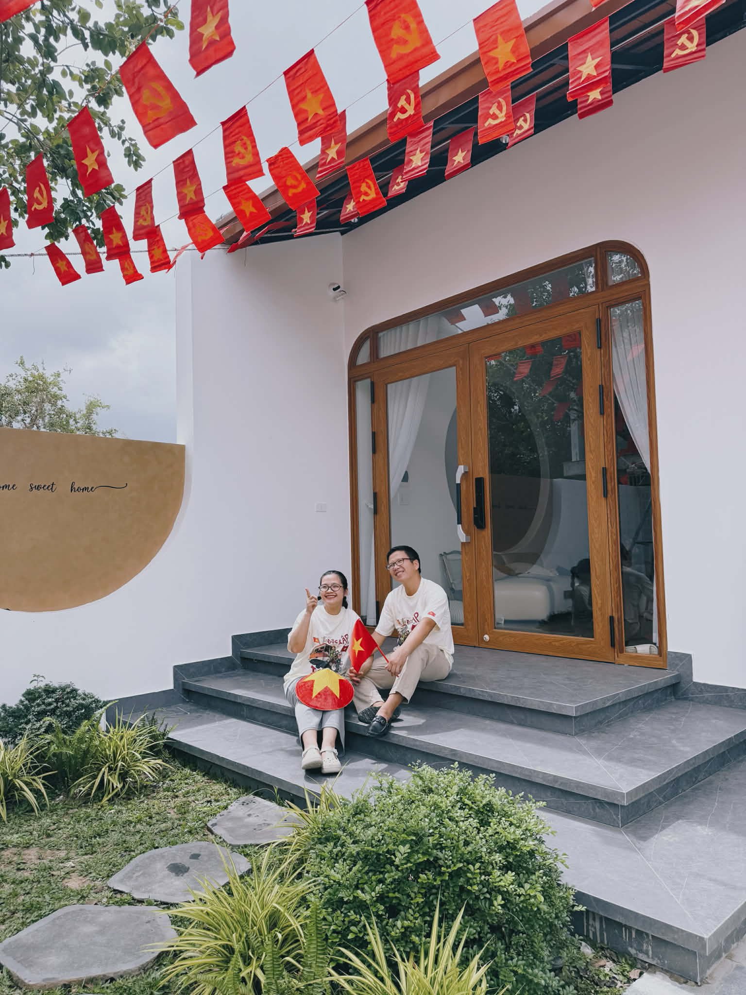 Ngôi nhà của vợ chồng chị Thuận được khởi công xây dựng và hoàn thiện trong 5 tháng, từ cuối tháng 2/2025 đến tháng 7/2025