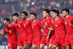 ĐT Việt Nam thăng tiến mạnh nhất thế giới, Malaysia lao dốc trên bảng xếp hạng FIFA