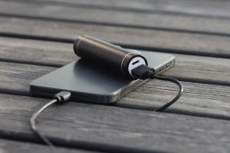 Khám phá những công dụng bất ngờ của sạc dự phòng cũ