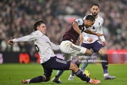 Sao MU bị chê đá kém hơn cầu thủ bán chuyên, cứ ra sân là "Quỷ đỏ" thua trận