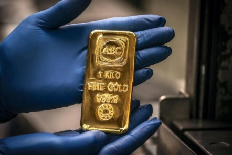 Giá vàng và bạc tăng như lên đồng, lập đỉnh mới: Giải mã cơn sốt kim loại quý