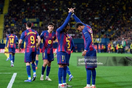 Nóng bảng xếp hạng La Liga: Barcelona vô địch lượt đi, hơn Real Madrid mấy điểm?