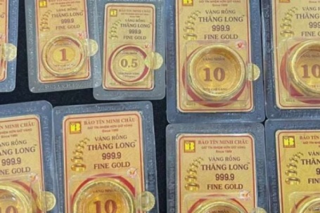Giá vàng hôm nay (22/12): Vàng nhẫn một thương hiệu bất ngờ giảm, trong nước sẽ tiếp tục tăng theo thế giới?