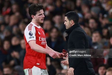 Arsenal hóa giải lời nguyền "Giáng sinh": Phải thắng, đá xấu hay đẹp không quan trọng