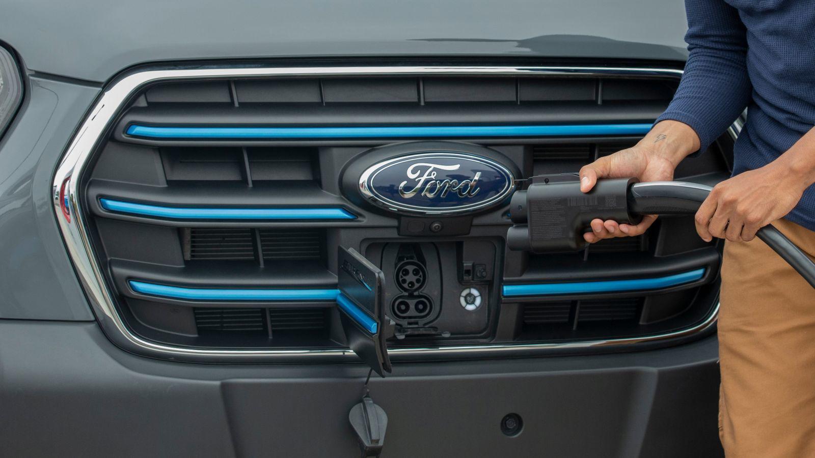 Ford E-Transit được sản xuất trong giai đoạn từ năm 2022 đến 2025 bị triệu hồi hơn 32.000 xe.