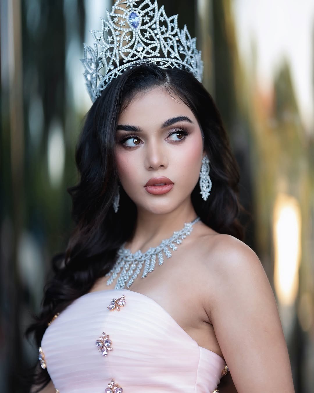 Thí sinh đầu tiên của Hoa hậu Hòa bình 2026 - 21